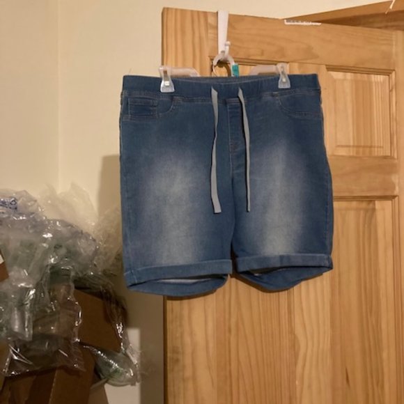 No Boundaries tank and shorts - Picture 10 of 16